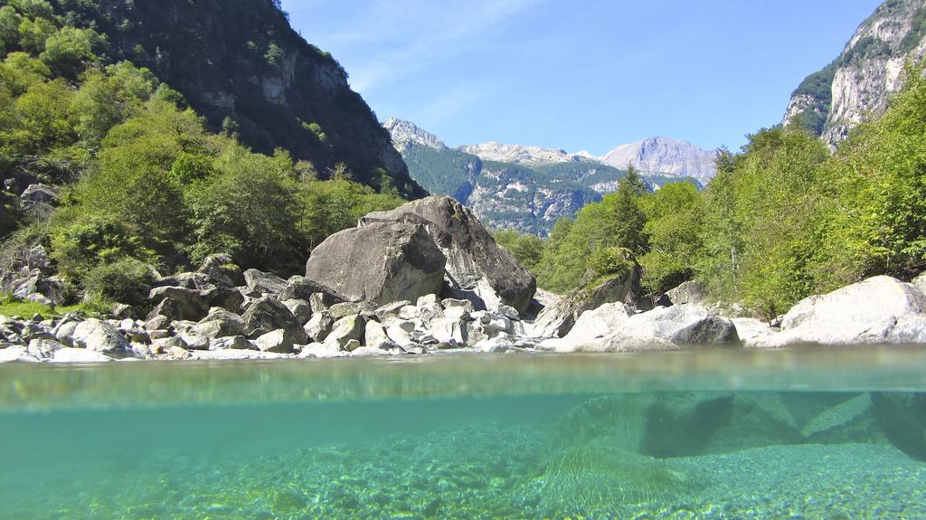 Baracca Backpacker Pansiyon Aurigeno Dış mekan fotoğraf